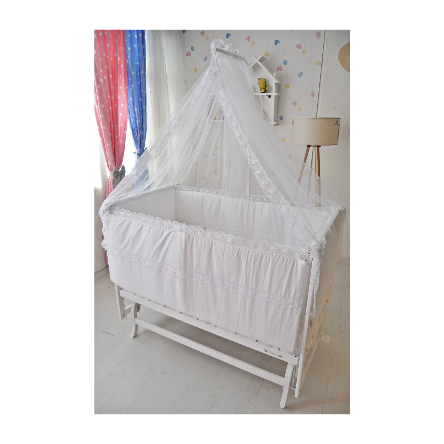 Posteljina bela čipka - bela posteljina sa čipkom za dečiji krevetac - kolevku